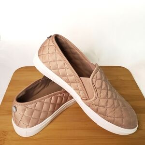 Steve Madden quilted slide ons blush/pink size 7.5
